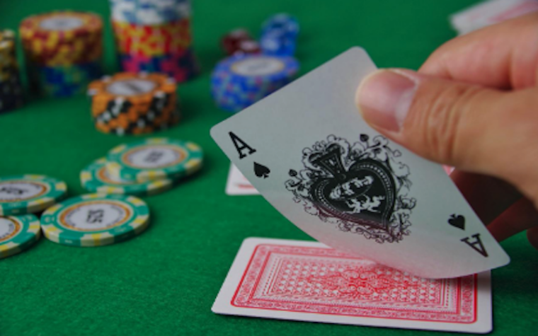 ブラックジャックはなぜ世界的に人気が高いのか?